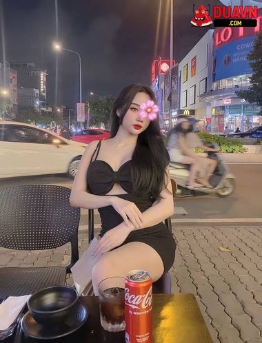 Milf siêu ngọt nước, mời anh ăn