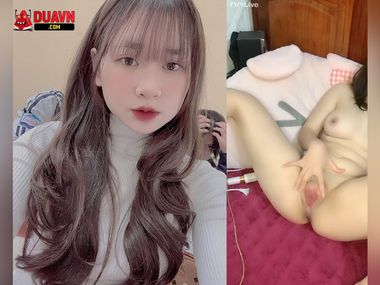 Em sinh viên hotgirl show hàng kiếm thêm thu nhập